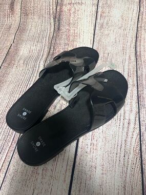 Shade & Shore Glossy Black Slide Sandals